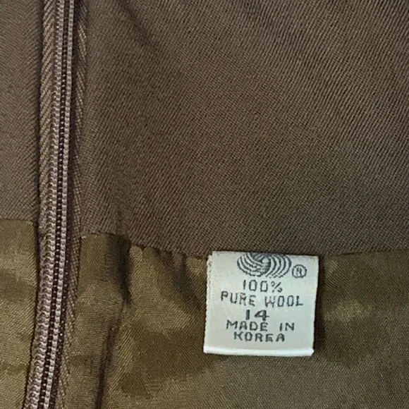 Ellen Tracy vintage tan/brown straight knee length skirt (size 14) - Picture 6 of 9